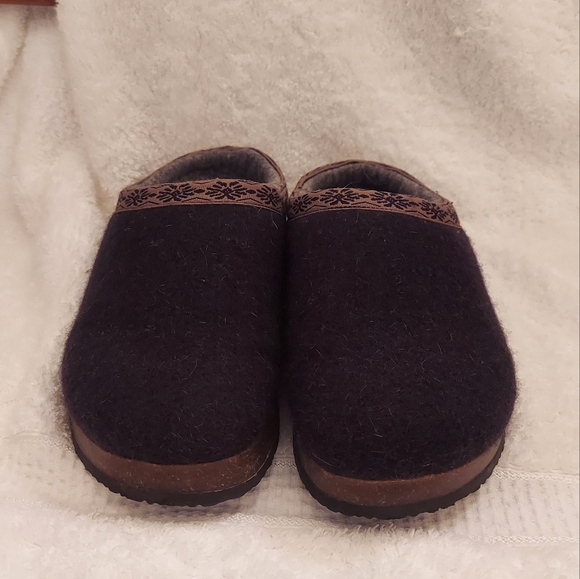 L.L.Bean Wool Clogs Black 7 - Picture 2 of 9